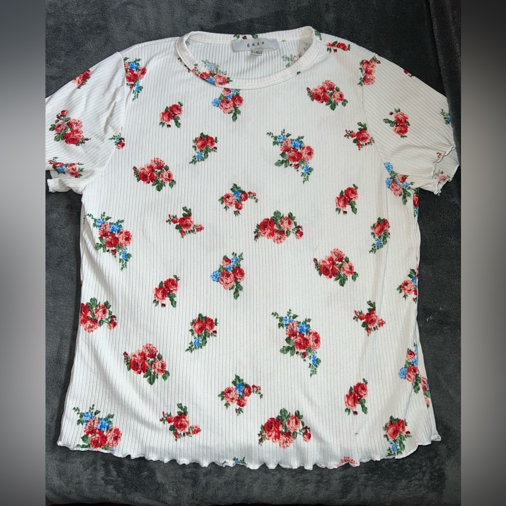 Gaze Floral short sleeve T-shirt!